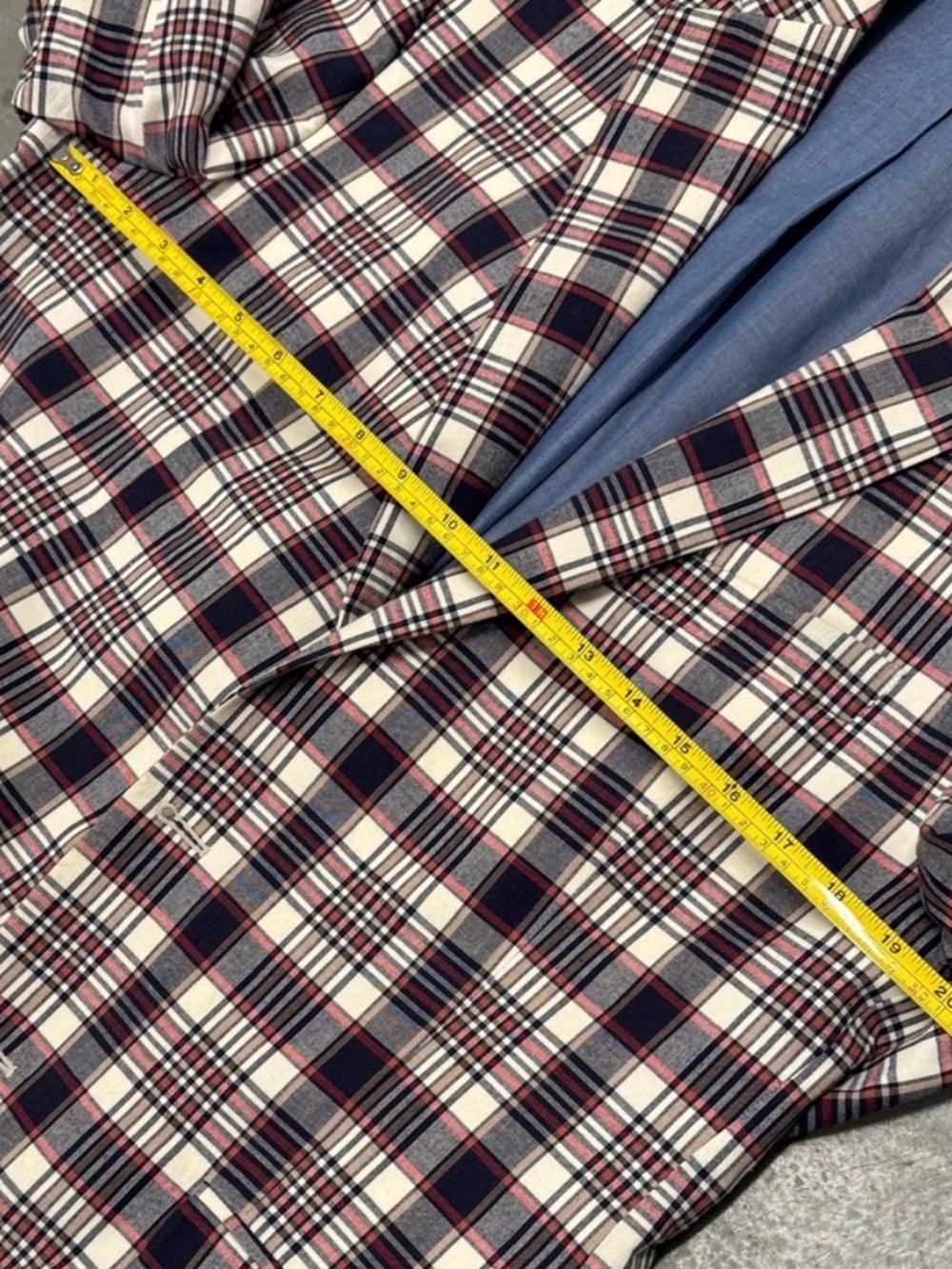 Lauren Ralph Lauren Men's Plaid Sport Coat in Navy, White & Red 42R - Picture 5 of 9